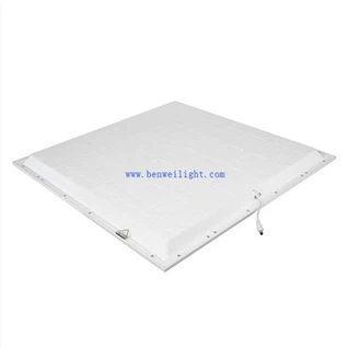 Led-paneeliga laevalgustid