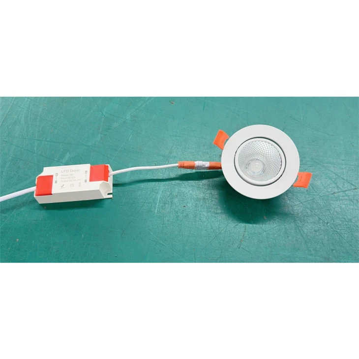 DC12V 5W COB reguleeritava nurga all LED-allvalgusti