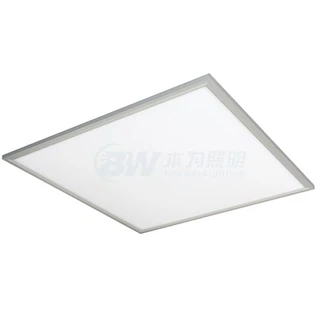 Külgvalgustusega LED-paneeli tuli